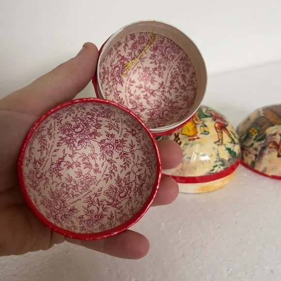 Vintage West German Paper Maché Candy Container Ball Ornaments Lot Of 5